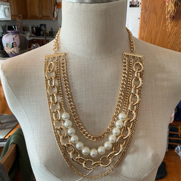 Elegant rose Gold chain and Pearl Layered Necklace 4 strand - Picture 2 of 6